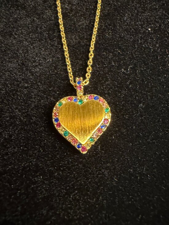 Jewelry - Kate Spade Take Heart Pendant Necklace NWT